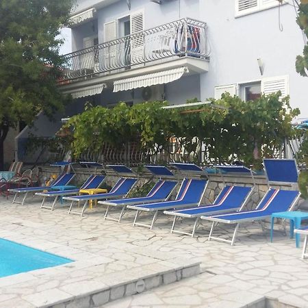 Apartments Jerine Tribunj  Exterior photo